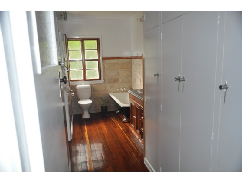 40 SCOTT STREET, Wondai QLD 4606