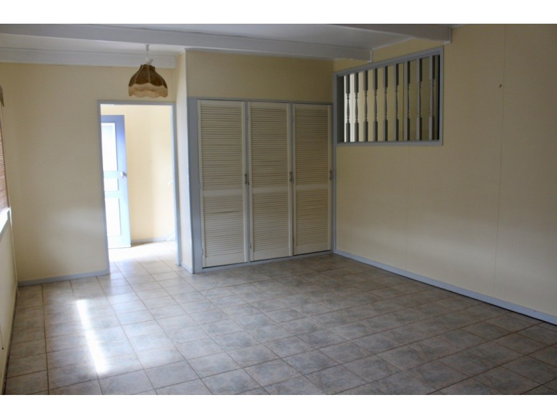 1 WEBSTER STREET, Murgon QLD 4605