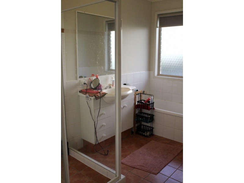 1 ROSE COURT, Kingaroy QLD 4610
