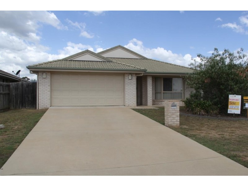 39 OASIS DRIVE, Kingaroy QLD 4610