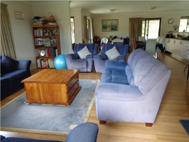 1 REDMANS ROAD, Kingaroy QLD 4610