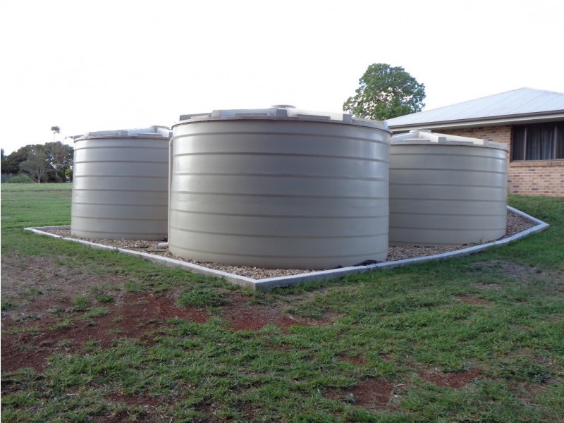 1 REDMANS ROAD, Kingaroy QLD 4610