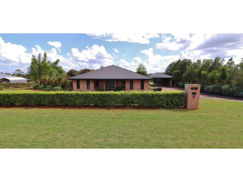 5 SILKY OAK DRIVE, Kingaroy QLD 4610