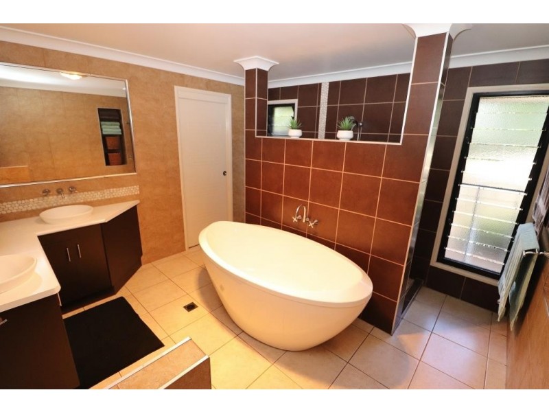 5 SILKY OAK DRIVE, Kingaroy QLD 4610