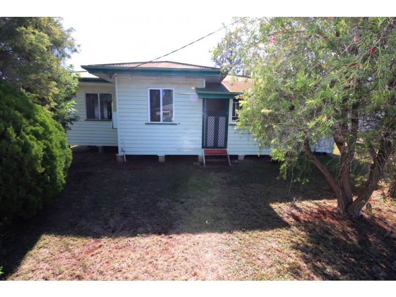 40 EARL STREET, Kingaroy QLD 4610