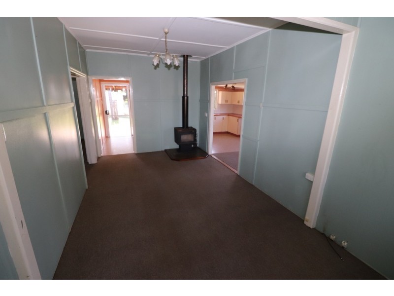 40 EARL STREET, Kingaroy QLD 4610
