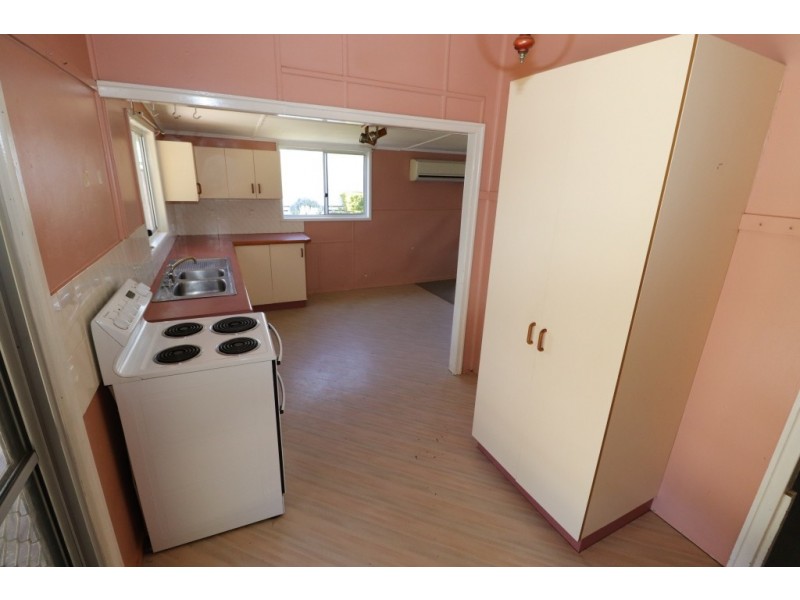 40 EARL STREET, Kingaroy QLD 4610