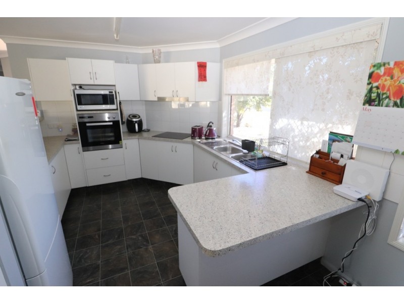 5 Kurtellen Crescent, Kingaroy QLD 4610