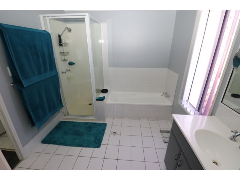 5 Kurtellen Crescent, Kingaroy QLD 4610