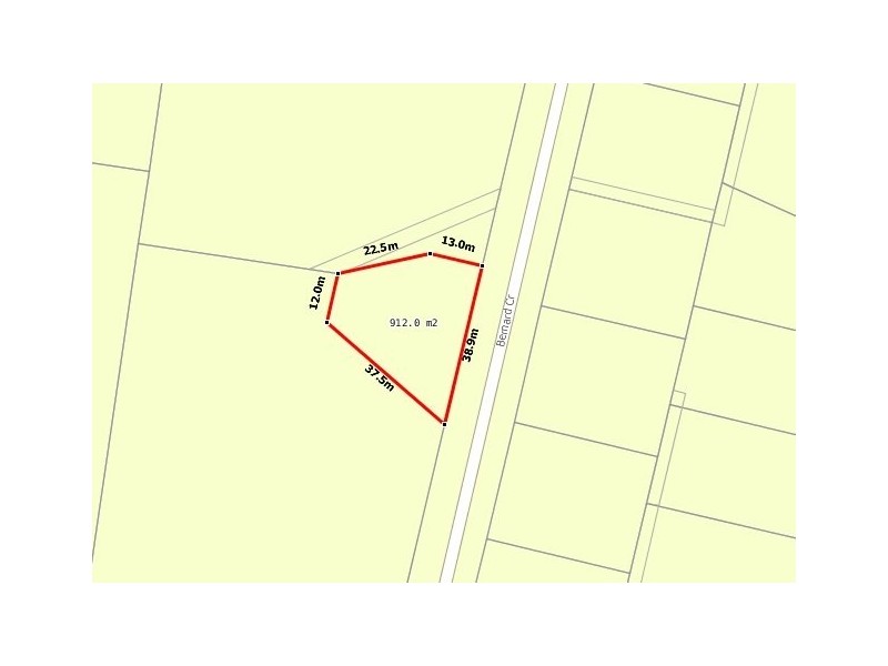 15 Bernard Cres, Kingaroy QLD 4610