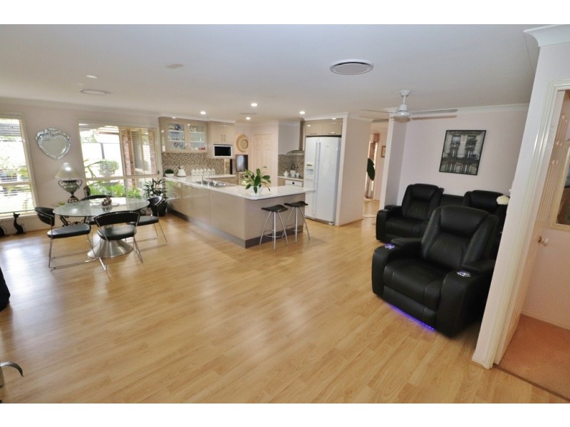 13 Gumtree, Kingaroy QLD 4610