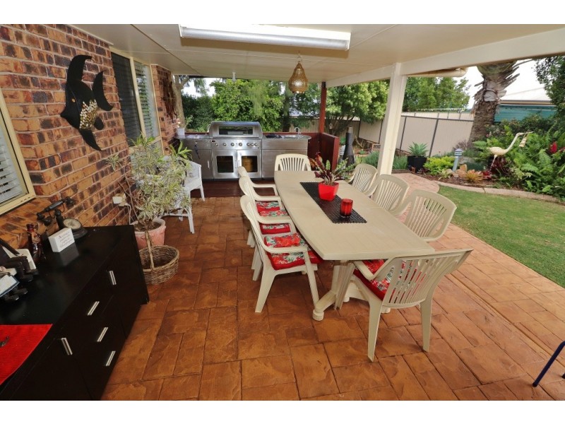 13 Gumtree, Kingaroy QLD 4610