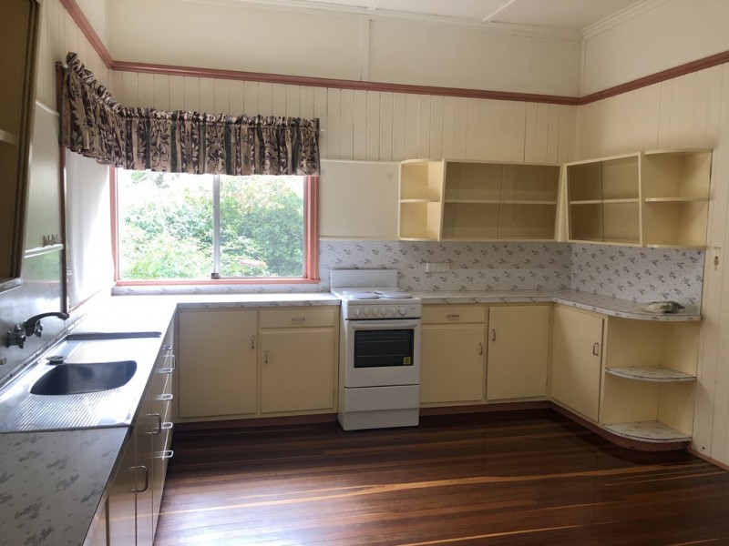 41 Alexander Street, Wooroolin QLD 4608