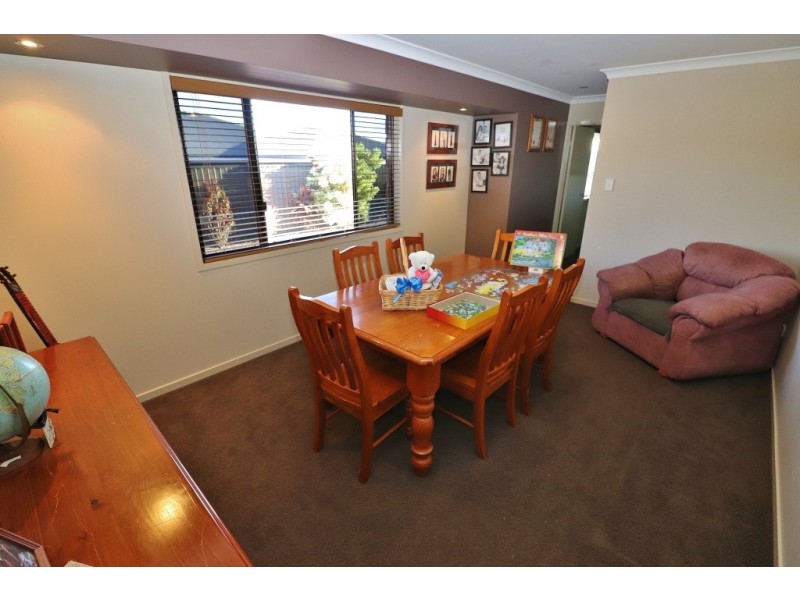 21 DARRYL CRESCENT, Kingaroy QLD 4610