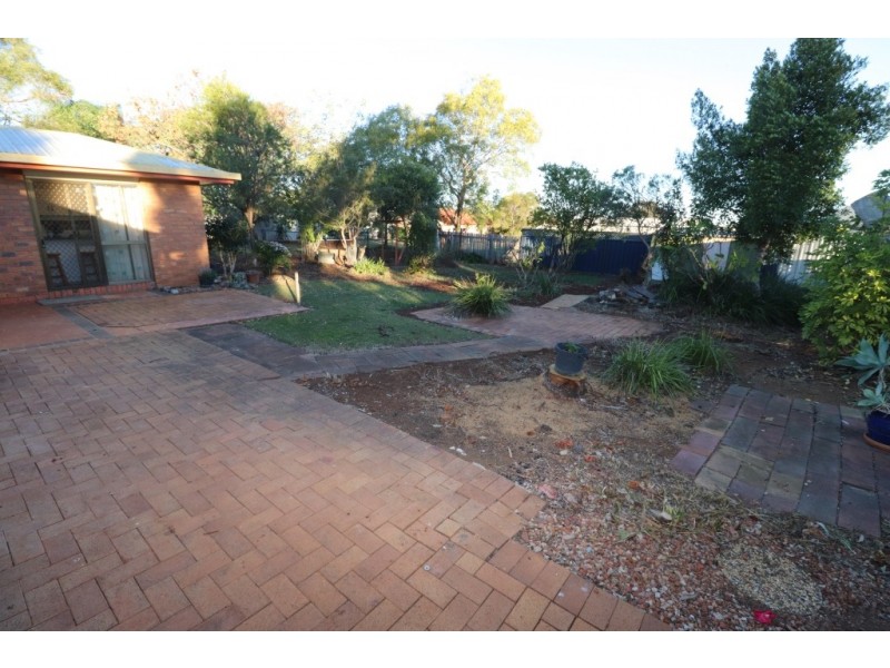 23 BUCKINGHAM STREET, Kingaroy QLD 4610