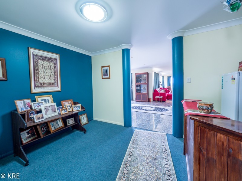 27 ADERMANN DRIVE, Kingaroy QLD 4610