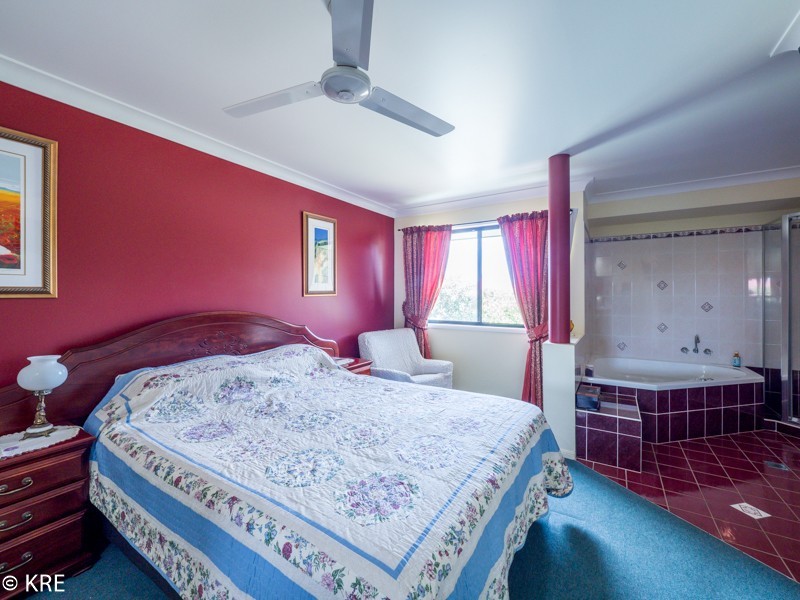 27 ADERMANN DRIVE, Kingaroy QLD 4610