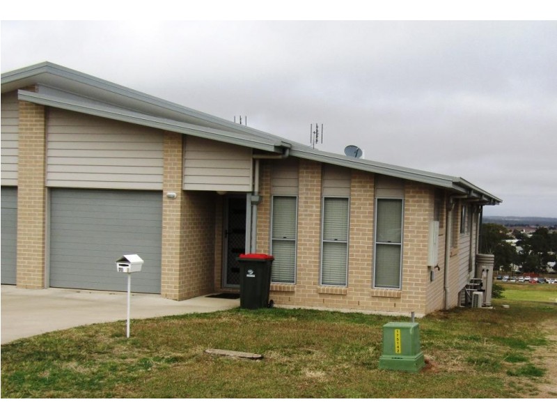 1/70 Banksia Drive, Kingaroy QLD 4610