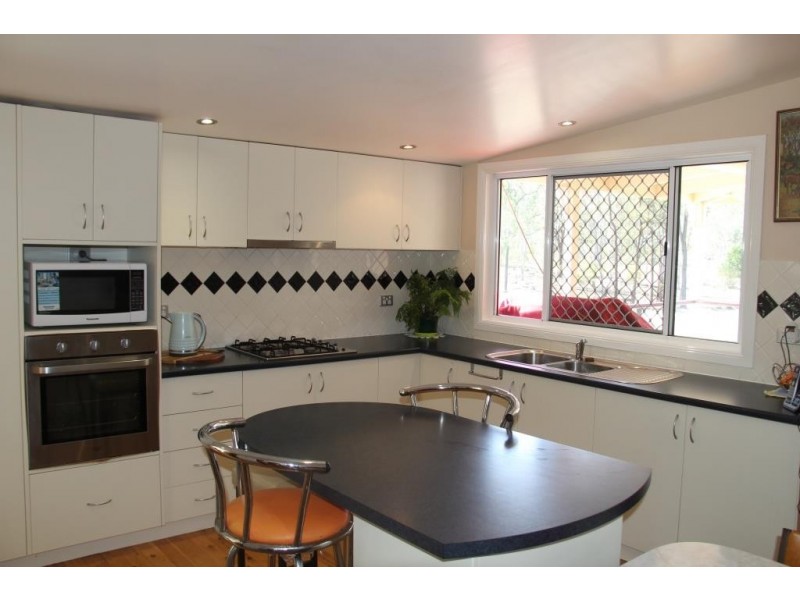 Wattle Camp QLD 4615