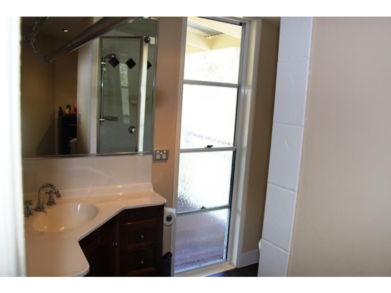 Wattle Camp QLD 4615