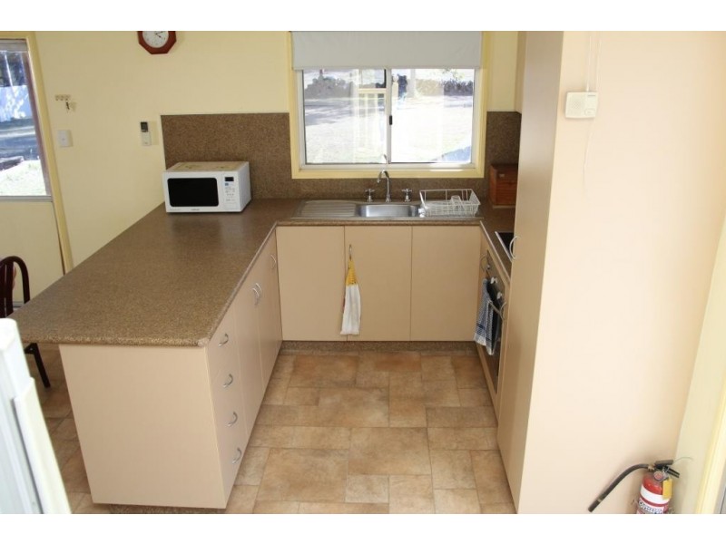 Wattle Camp QLD 4615