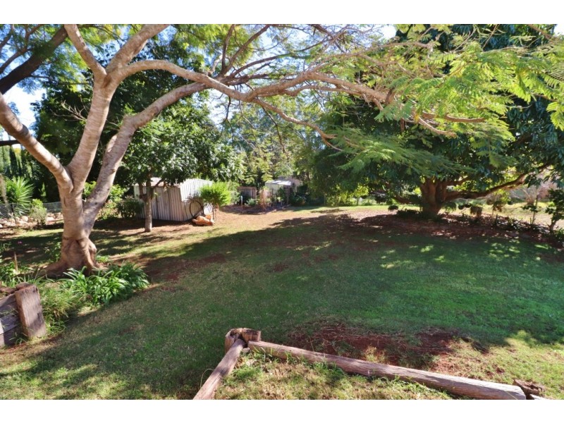 102 MOORE STREET, Kingaroy QLD 4610