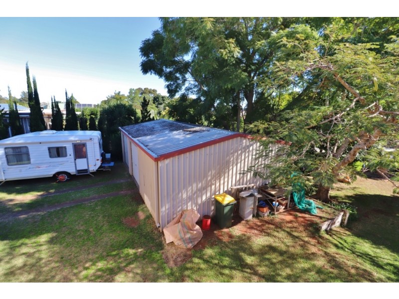 102 MOORE STREET, Kingaroy QLD 4610