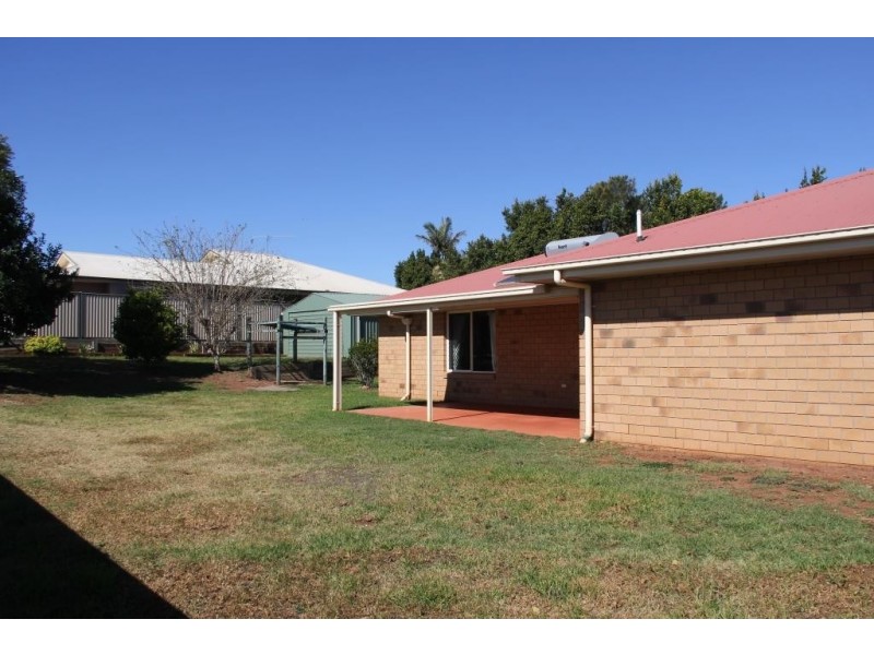 27 BOTTLEBRUSH STREET, Kingaroy QLD 4610