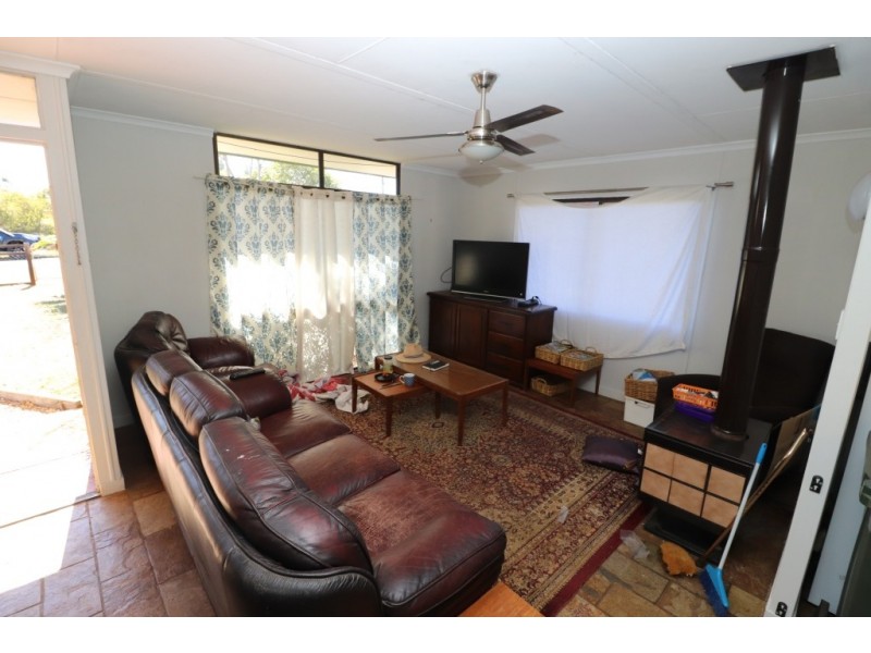15 ROBERTA STREET, Kingaroy QLD 4610