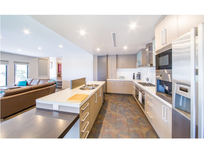 1 JENSEN TERRACE, Kingaroy QLD 4610