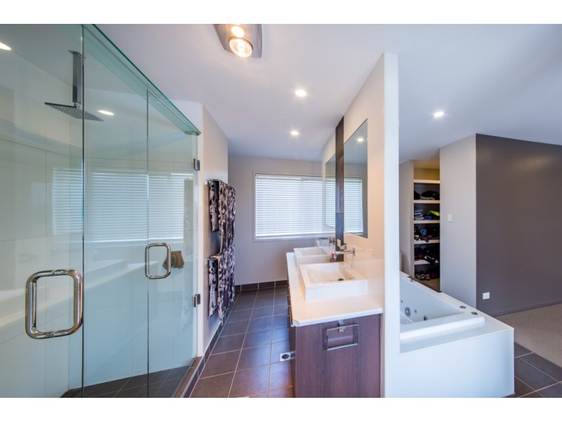 1 JENSEN TERRACE, Kingaroy QLD 4610