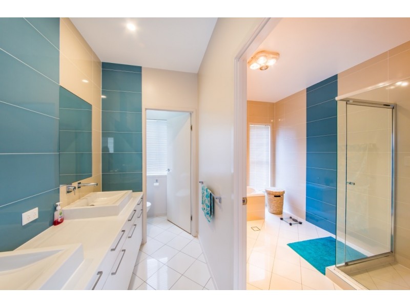 1 JENSEN TERRACE, Kingaroy QLD 4610