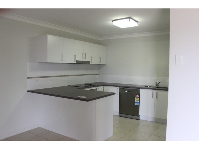 8 LORD STREET, Memerambi QLD 4610