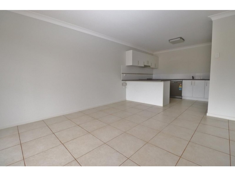 8 LORD STREET, Memerambi QLD 4610