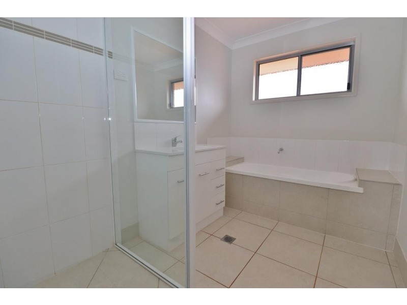 8 LORD STREET, Memerambi QLD 4610