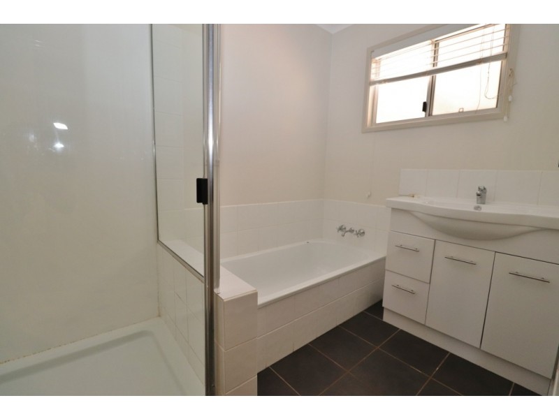 4 HARRIS ROAD, Kingaroy QLD 4610