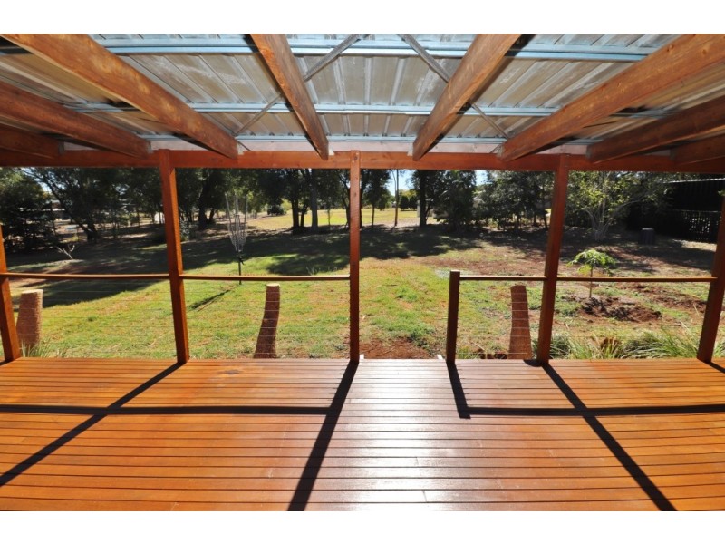 4 HARRIS ROAD, Kingaroy QLD 4610