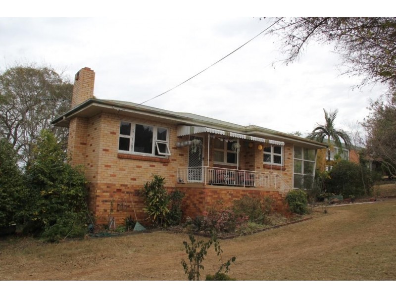 25 MOONYA STREET, Kingaroy QLD 4610