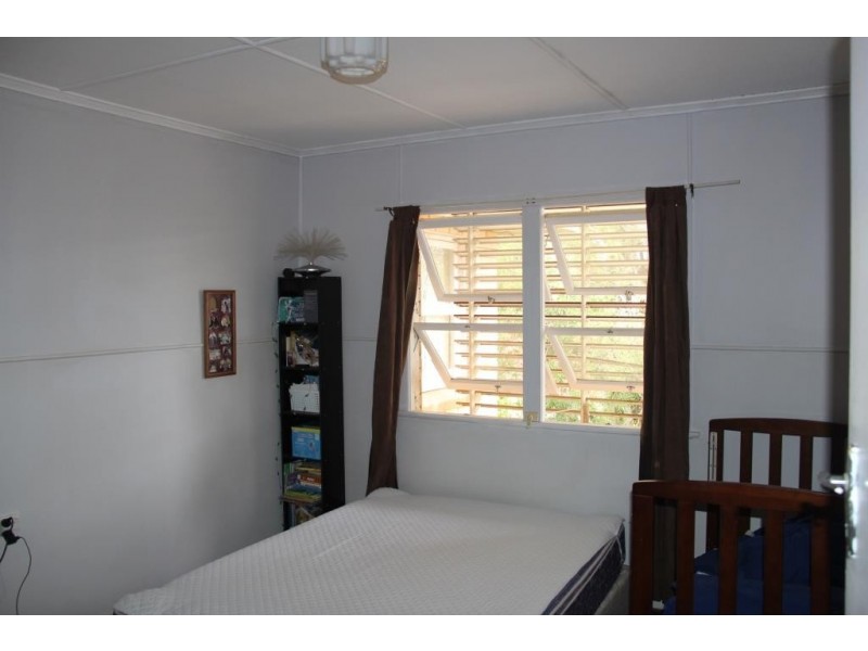 25 MOONYA STREET, Kingaroy QLD 4610