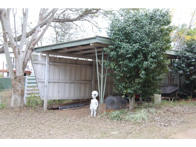 25 MOONYA STREET, Kingaroy QLD 4610
