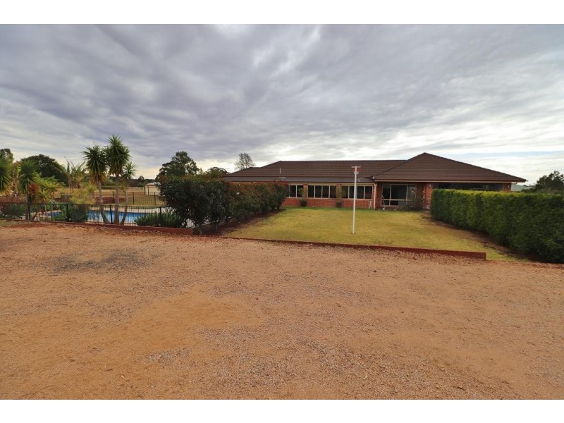 1 GATTO STREET, Kingaroy QLD 4610