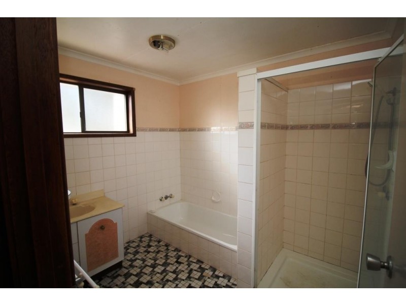 124 IVY STREET, Kingaroy QLD 4610