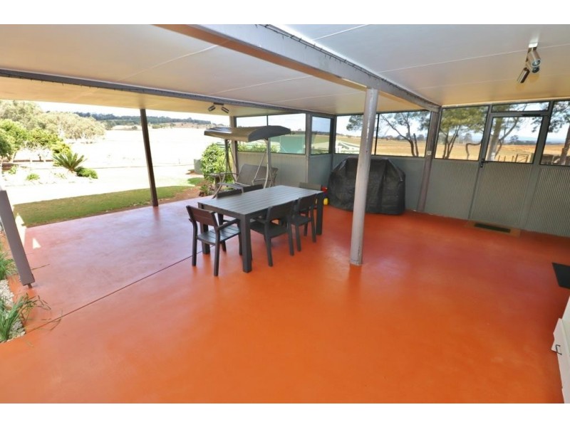 124 BOOIE CRAWFORD ROAD, Kingaroy QLD 4610