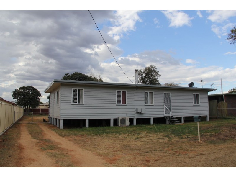 6 Booth Street, Kingaroy QLD 4610