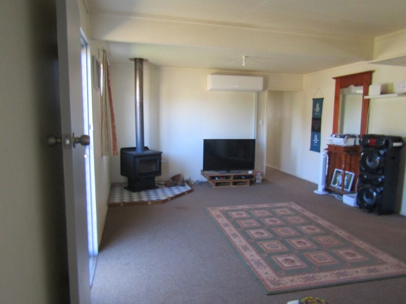 6 Booth Street, Kingaroy QLD 4610