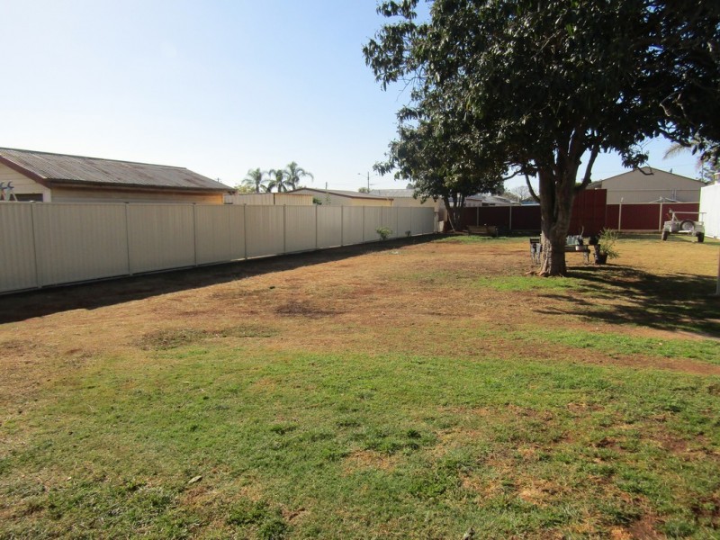 6 Booth Street, Kingaroy QLD 4610