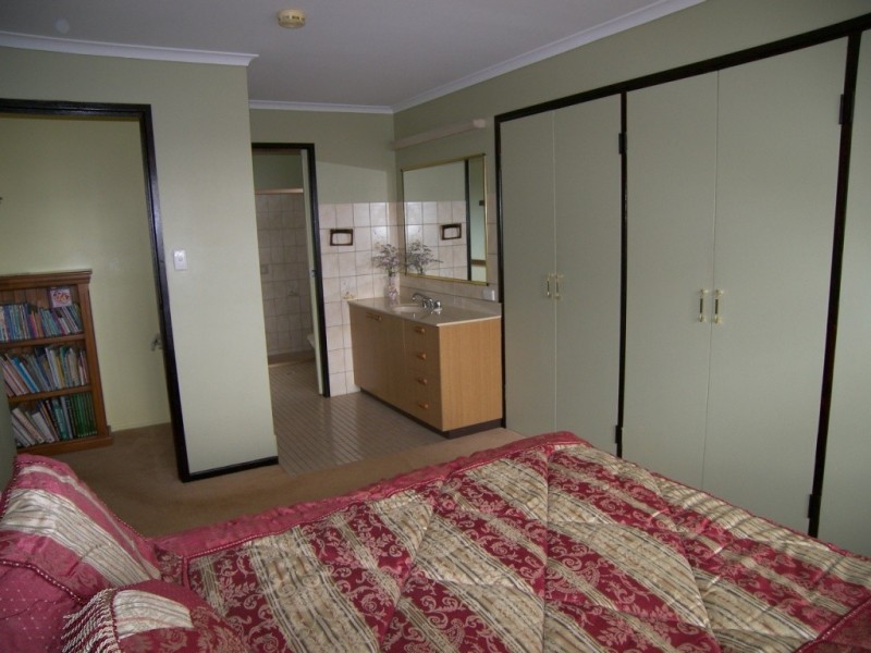 3a MURRAY PARADE, Kingaroy QLD 4610