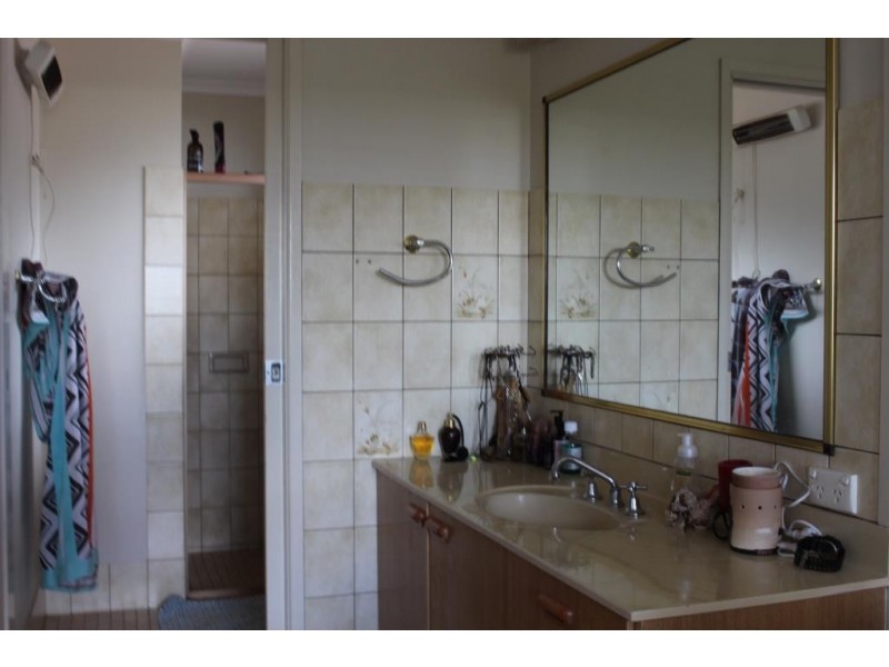 3a MURRAY PARADE, Kingaroy QLD 4610