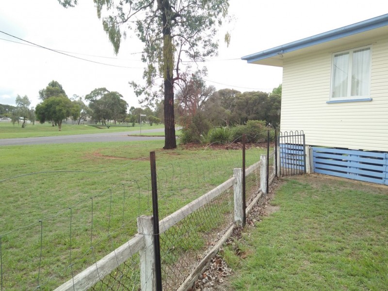 25 JEAN STREET, Kingaroy QLD 4610