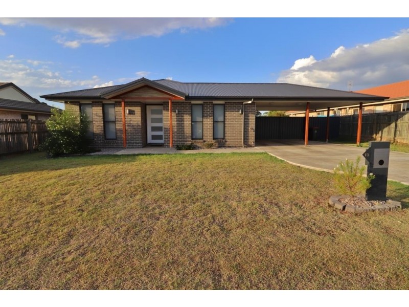 13 OASIS DRIVE, Kingaroy QLD 4610